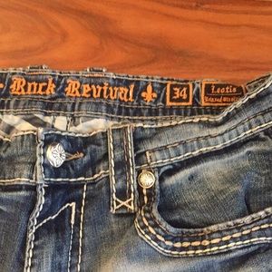 Men’s never worn rock revival Leotis. NWOT